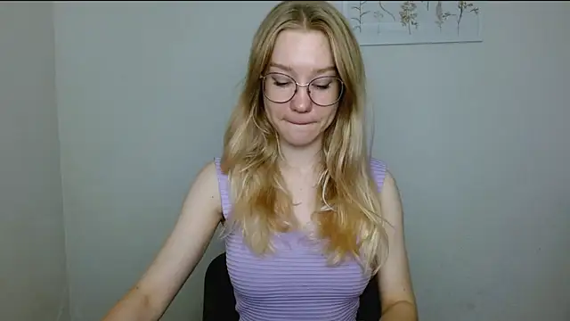 cindi hot online show from 18, 9, 2025