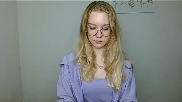 cindi hot online show from 10, 10, 2025