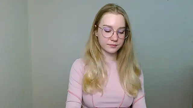 cindi hot online show from 7, 3, 2026