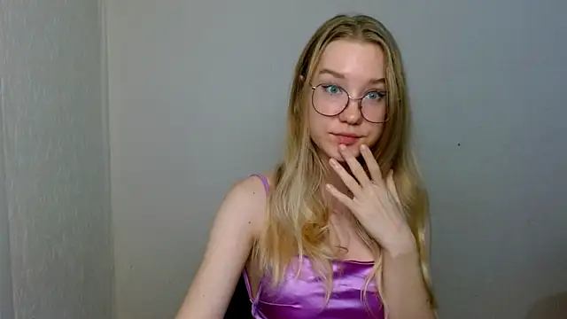 cindi hot online show from 30, 11, 2025