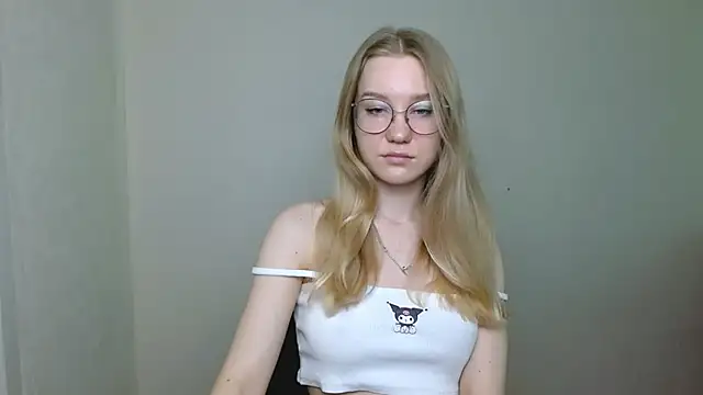 Snapshot of cindi_hot chatting on 16, 1, 2026 cindi hot online show from 16, 1, 2026