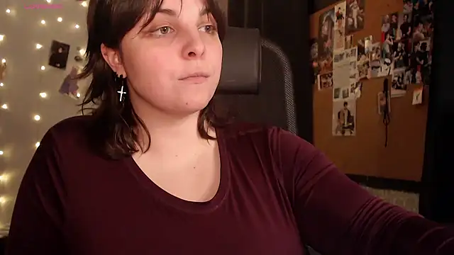 Snapshot of Saya_sweet chatting on 28, 10, 2025 Saya sweet online show from 28, 10, 2025