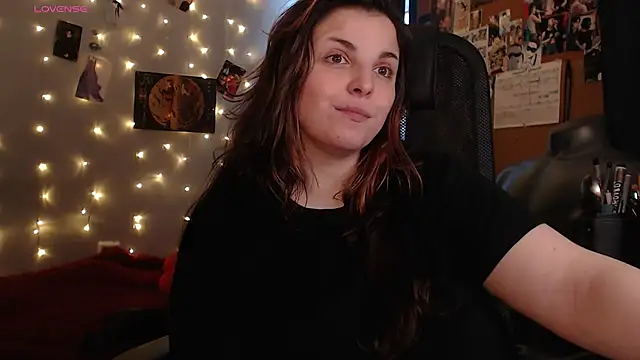 Snapshot of Saya_sweet chatting on 10, 10, 2025 Saya sweet online show from 10, 10, 2025