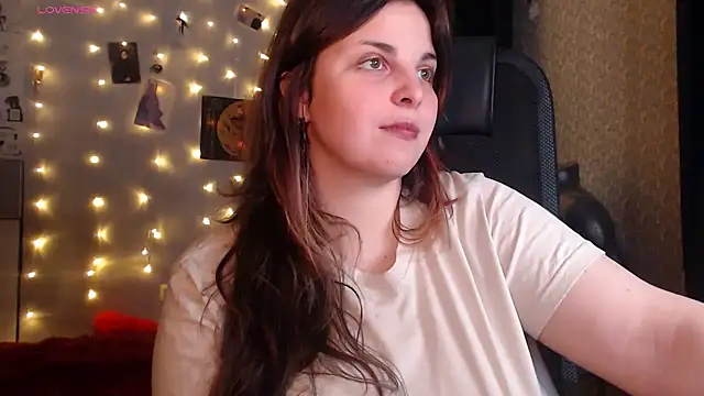 Snapshot of Saya_sweet chatting on 10, 9, 2025 Saya sweet online show from 10, 9, 2025