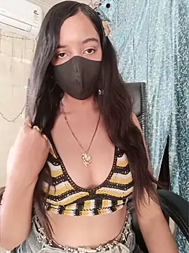 Snapshot of Parinaaz18 chatting on 17, 6, 2026 Parinaaz18 online show from 17, 6, 2026
