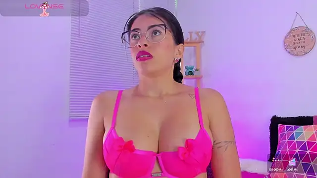 EmillySanders online show from 10, 2, 2025