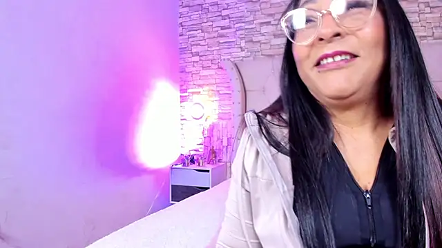 Gina Myers online show from 6, 3, 2026