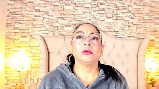 Gina Myers online show from 18, 9, 2025