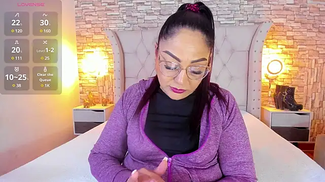 Gina Myers online show from 8, 3, 2025