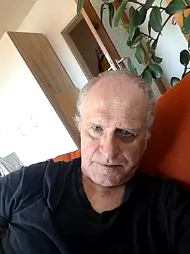 Milkasahne64 online show from 19, 9, 2025