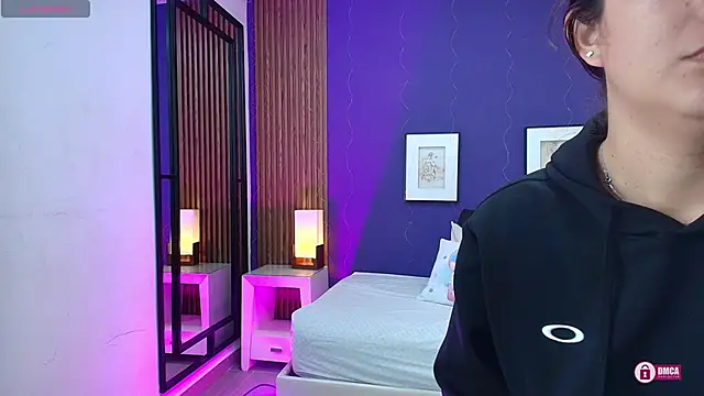 alina martinelli online show from 4, 10, 2025