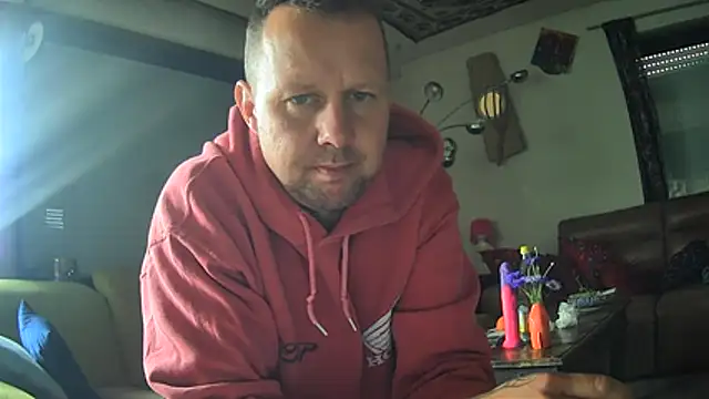Snapshot of Hornybiboy66 chatting on 14, 6, 2026 Hornybiboy66 online show from 14, 6, 2026