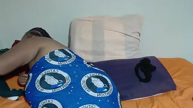 Snapshot of BBW42LL chatting on 5, 3, 2026 BBW42LL online show from 5, 3, 2026