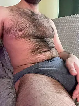 Deckard Webb1  online show from 19, 11, 2025