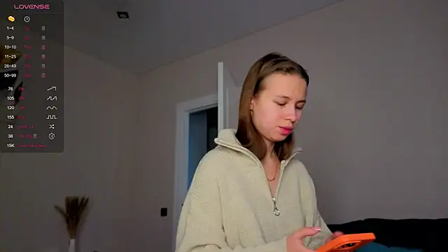 Snapshot of Dream_emma chatting on 10, 11, 2025 Dream emma online show from 10, 11, 2025