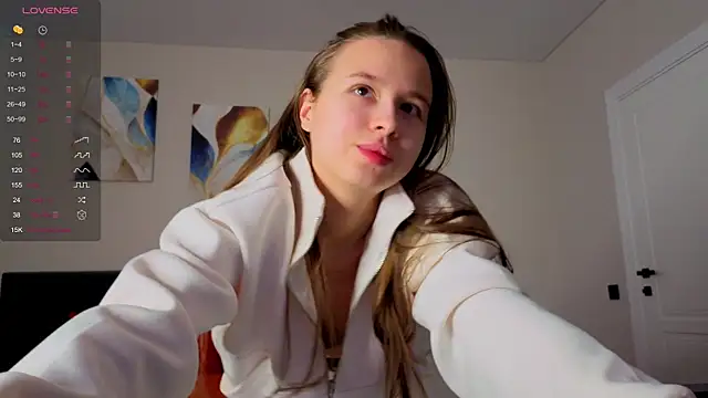 Snapshot of Dream_emma chatting on 6, 10, 2025 Dream emma online show from 6, 10, 2025