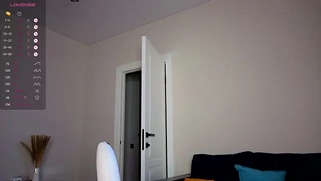 Snapshot of Dream_emma chatting on 28, 11, 2025 Dream emma online show from 28, 11, 2025