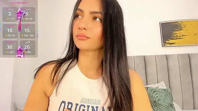 kareena basu online show from 3, 2, 2026