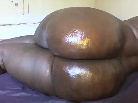 Gorgeous ass20 online show from 27, 9, 2025