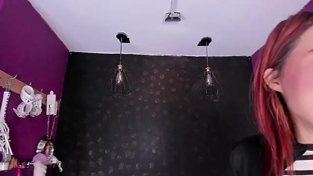 Alexa Slave online show from 7, 10, 2025