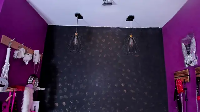 Alexa Slave online show from 20, 10, 2025