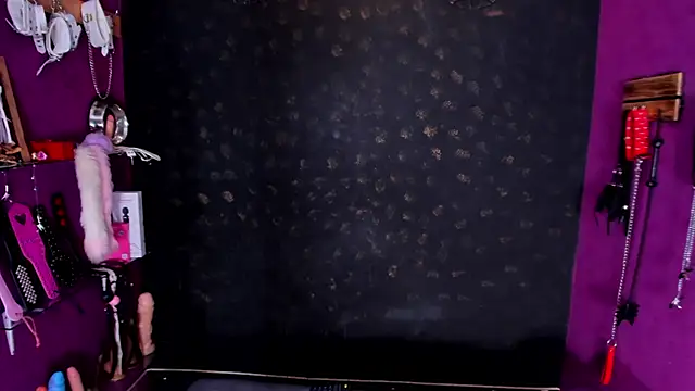 Alexa Slave online show from 16, 9, 2025