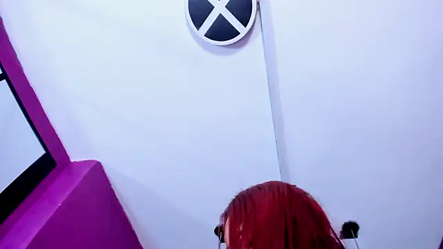 Alexa Slave online show from 25, 9, 2025