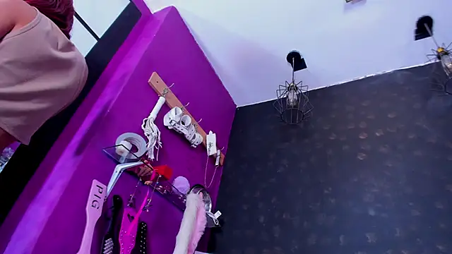 Alexa Slave online show from 9, 10, 2025