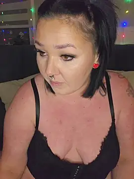 -BonnieBlack- online show from 29, 11, 2025