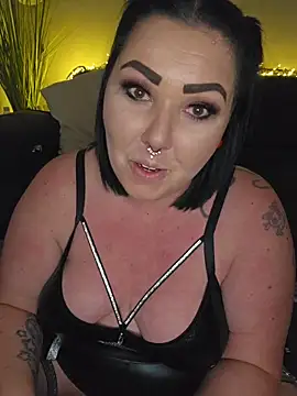 -BonnieBlack- online show from 27, 11, 2025