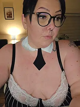 -BonnieBlack- online show from 8, 1, 2026