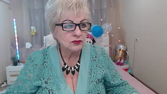 KayleSmoll online show from 20, 9, 2025