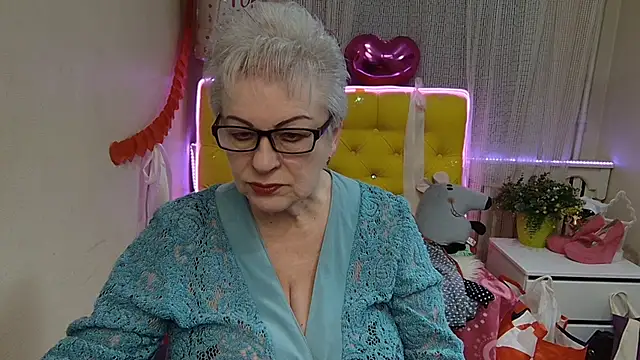 KayleSmoll online show from 21, 3, 2025