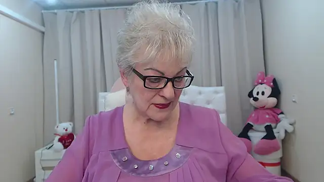 KayleSmoll online show from 25, 3, 2026