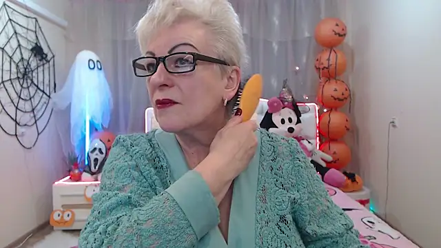 KayleSmoll online show from 18, 10, 2025