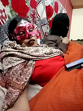 Very-Hot-Couple online show from 18, 1, 2025