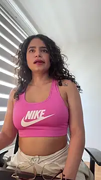 cinnamon rosa online show from 10, 1, 2026