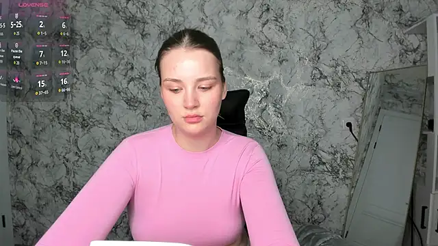 DeniRicchii online show from 9, 4, 2026