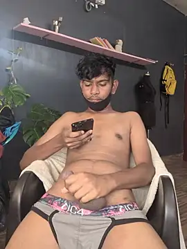 richardjames95 online show from 1, 11, 2025