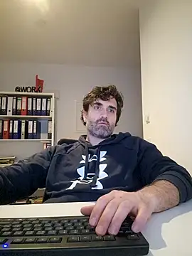 AlexPaeae online show from 17, 2, 2025