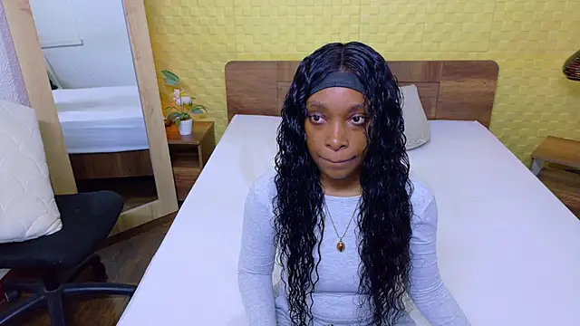 Shamiraa moore online show from 13, 2, 2026