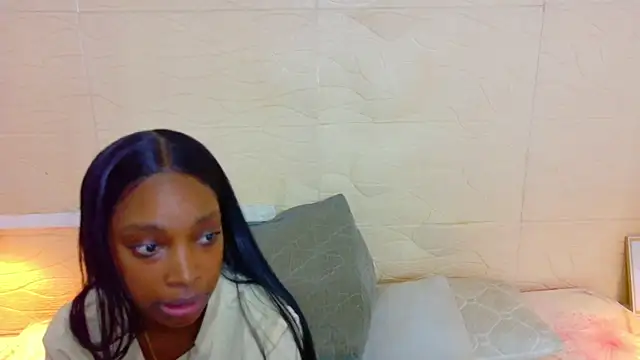 Shamiraa moore online show from 14, 5, 2026