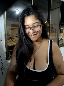 Sofythom1 online show from 9, 3, 2025