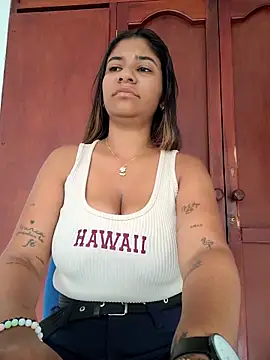 Snapshot of Sofythom1 chatting on 8, 3, 2026 Sofythom1 online show from 8, 3, 2026