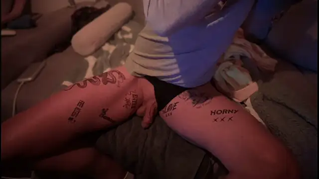 Snapshot of swissMen_DE chatting on 17, 12, 2024 swissMen DE online show from 17, 12, 2024