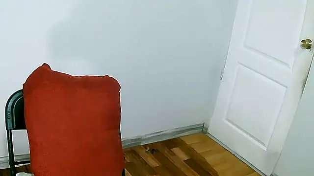 leona- online show from 17, 10, 2025