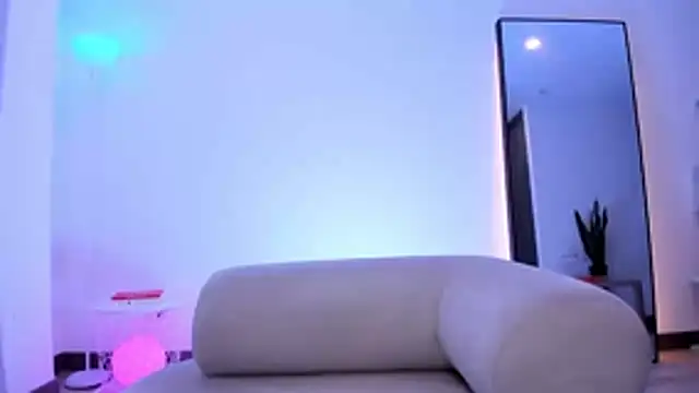 Kaarla    online show from 12, 11, 2025