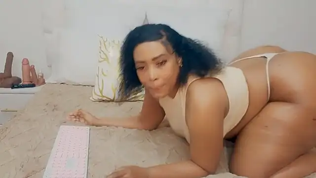 GiantBootyMilf online show from 29, 5, 2026