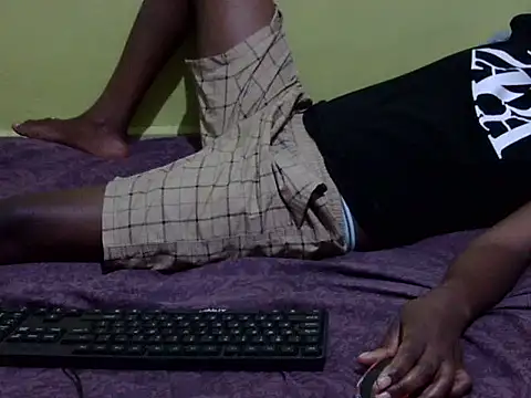 QUEEN-LIZ online show from 1, 10, 2025