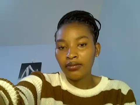 cute-alexis online show from 13, 4, 2026